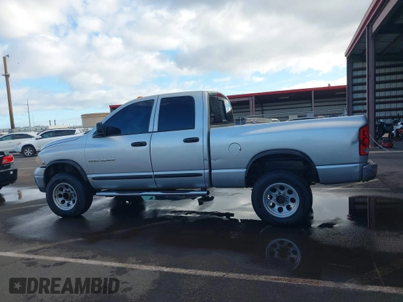 2005 Dodge 3500 SLT z VIN 3D7LS38C15G791333, wystawiony jako IAAI lot #40892553 z przebiegiem 188 933 mil mil oraz . Historia ofert i sprzedaży dostępna na DreamBid. Obrazek 14.
