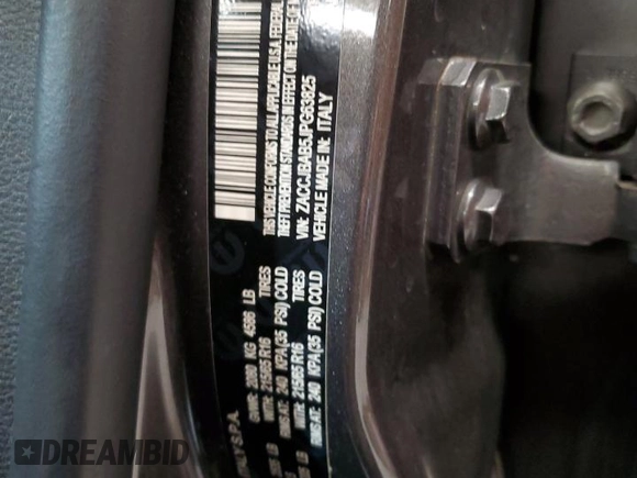 2018 Jeep Renegade Upland with VIN ZACCJBAB5JPG63825, listed as a Copart auction lot 61135135 with 113,666 mi miles and Salvage title. Bid and sale history available at DreamBid. Image 14.