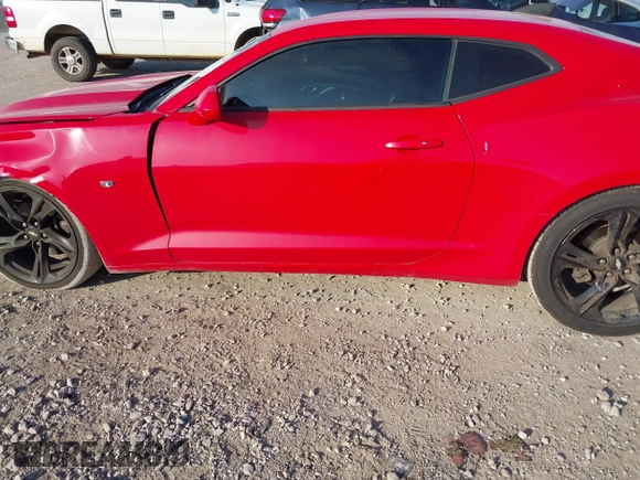 2019 Chevrolet Camaro 1LS with VIN 1G1FB1RX1K0115857, listed as a IAAI auction lot 40971546 with 113,738 mi miles and . Bid and sale history available at carsss.com. Image 14.