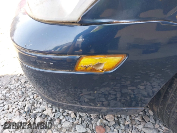 2003 Ford Focus ZX3 с VIN 3FAFP31303R111982, выставлен на аукционе IAAI как лот 42569659 с пробегом 231 346 миль миль и . История ставок и продаж доступна на DreamBid. Изображение 6.