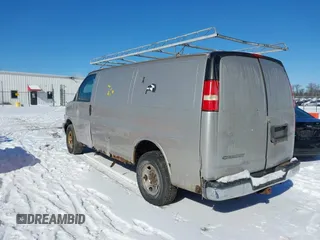 2008 Chevrolet Express Cargo Van with VIN 1GCGG25C081130147, listed as a IAAI auction lot 41585109 with 237,434 mi miles. Bid and sale history available at carsss.com. Image 3.