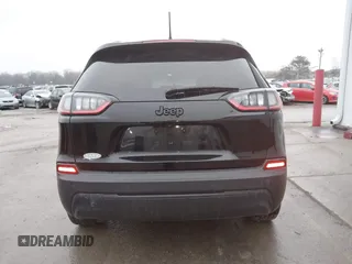 2019 Jeep Cherokee Latitude Plus z VIN 1C4PJLLB8KD396345, wystawiony jako IAAI lot #41201994 z przebiegiem 63 947 mil mil oraz . Historia ofert i sprzedaży dostępna na DreamBid. Obrazek 17.