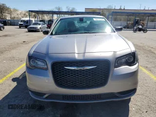 2018 Chrysler 300 Touring with VIN 2C3CCAAGXJH281960, listed as a Copart auction lot 50472765 with 51,767 mi miles and Salvage Title. Bid and sale history available at carsss.com. Image 5.