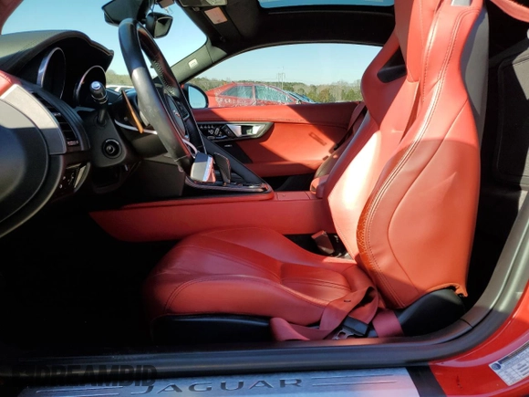 2015 Jaguar F-Type R z VIN SAJWA6DA2FMK18666, wystawiony jako Copart lot #87664215 z przebiegiem 47 277 mil mil oraz Szkoda całkowita • Salvage title. Historia ofert i sprzedaży dostępna na DreamBid. Obrazek 7.