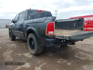 2016 Ram 1500 Laramie z VIN 1C6RR7NM3GS250971, wystawiony jako IAAI lot #42324889 z przebiegiem 120 540 mil mil oraz . Historia ofert i sprzedaży dostępna na DreamBid. Obrazek 3.
