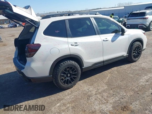 2019 Subaru Forester Premium with VIN JF2SKAGC8KH584520, listed as a IAAI auction lot 41805460 with 55,064 mi miles. Bid and sale history available at carsss.com. Image 4.
