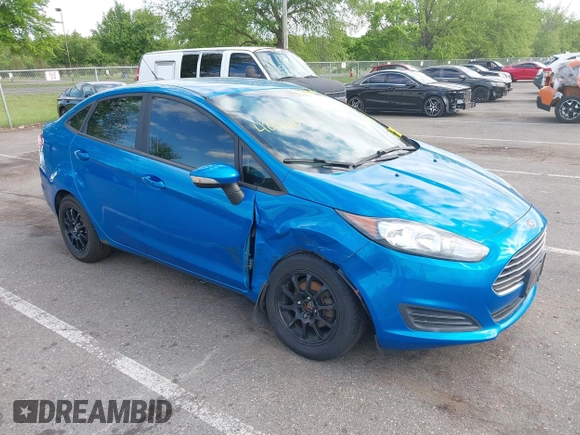 2015 Ford Fiesta SE z VIN 3FADP4BJ6FM125929, wystawiony jako IAAI lot #42181609 z przebiegiem 136 388 mil mil oraz . Historia ofert i sprzedaży dostępna na DreamBid. Obrazek 6.