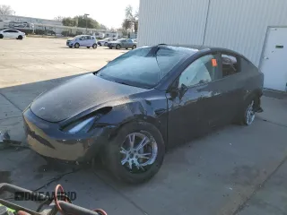 2024 Tesla Model Y Long Range with VIN 7SAYGDEE6RF063230, listed as a Copart auction lot 42872535 with Not Provided miles and Salvage Title. Bid and sale history available at DreamBid. Image 1.