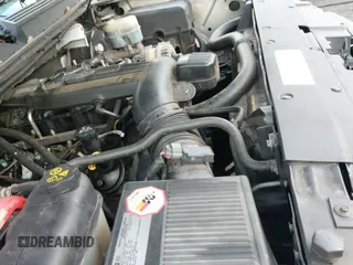 2009 Chevrolet Tahoe LS with VIN 1GNFC13C89R300723, listed as a IAAI auction lot 41707470 with 303,782 mi miles and . Bid and sale history available at DreamBid. Image 19.