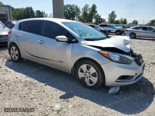 2016 Kia Forte 5-Door LX with VIN KNAFK5A85G5621105, listed as a Copart auction lot 66970714 with 0 mi miles and Clean Title. Bid and sale history available at carsss.com. Image 4.