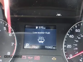 2019 Kia Forte LXS z VIN 3KPF24AD4KE063447, wystawiony jako IAAI lot #42278872 z przebiegiem 70 362 mil mil oraz . Historia ofert i sprzedaży dostępna na DreamBid. Obrazek 16.