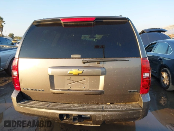 2012 Chevrolet Suburban LS with VIN 1GNSCHE0XCR143178, listed as a IAAI auction lot 41447363 with 96,197 mi miles. Bid and sale history available at carsss.com. Image 16.