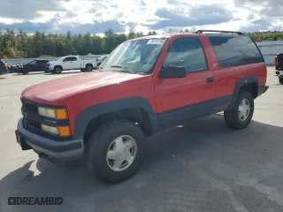 1998 Chevrolet Tahoe with VIN 3GNEK18R0WG114682, listed as a Copart auction lot 75619714 with 208,770 mi miles and Clean Title. Bid and sale history available at carsss.com. Image 1.