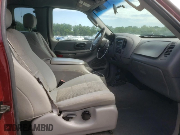 2003 Ford F-150 XL с VIN 1FTRX18LX3NA80535, выставлен на аукционе Copart как лот 61839854 с пробегом 291 397 миль миль и Списание • Salvage title. История ставок и продаж доступна на DreamBid. Изображение 10.
