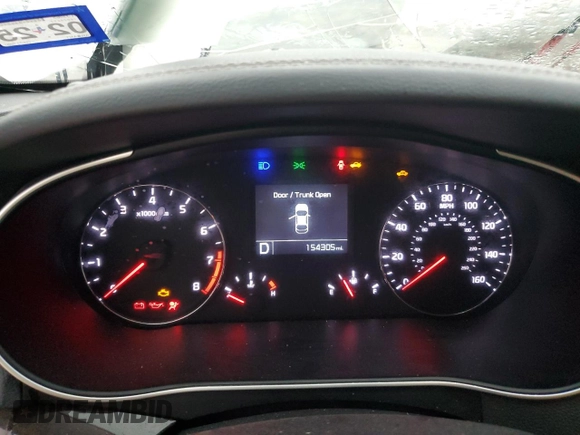 2016 Kia Cadenza Premium with VIN KNALN4D76G5217981, listed as a Copart auction lot 69538064 with 154,305 mi miles and Salvage Title. Bid and sale history available at carsss.com. Image 9.