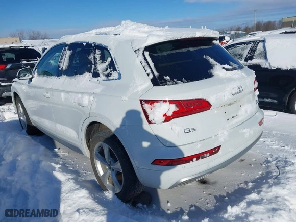 2018 Audi Q5 Premium Plus with VIN WA1BNAFY7J2243513, listed as a IAAI auction lot 41589060 with 77,042 mi miles. Bid and sale history available at carsss.com. Image 3.