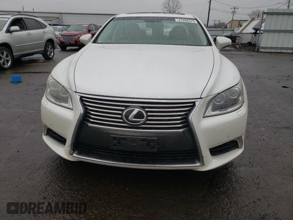 2016 Lexus LS 460 with VIN JTHCL5EF5G5026085, listed as a Copart auction lot 47098375 with 149,339 mi miles and Salvage title. Bid and sale history available at DreamBid. Image 5.