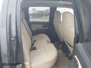 2007 Chevrolet Colorado LT w/1LT with VIN 1GCDT13EX78219372, listed as a IAAI auction lot 41704675 with 131,021 mi miles. Bid and sale history available at carsss.com. Image 8.