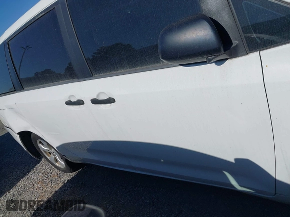 2017 Toyota Sienna L with VIN 5TDZZ3DC7HS840675, listed as a IAAI auction lot 41013412 with 284,664 mi miles and . Bid and sale history available at DreamBid. Image 13.