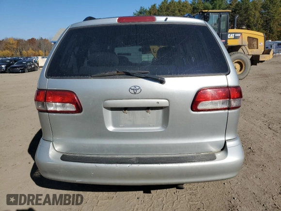 2003 Toyota Sienna LE with VIN 4T3ZF13C33U552593, listed as a Copart auction lot 77281524 with 177,659 mi miles and Clean Title. Bid and sale history available at carsss.com. Image 6.