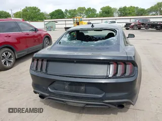2020 Ford Mustang EcoBoost z VIN 1FA6P8TH6L5181768, wystawiony jako IAAI lot #41871296 z przebiegiem 55 131 mil mil oraz . Historia ofert i sprzedaży dostępna na DreamBid. Obrazek 16.