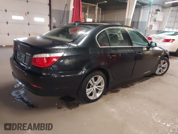 2010 BMW 5 Series 528i xDrive with VIN WBANV1C52AC445132, listed as a IAAI auction lot 41971379 with 167,799 mi miles and . Bid and sale history available at carsss.com. Image 4.