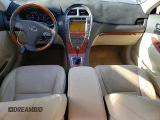 2010 Lexus ES 330 z VIN JTHBK1EG7A2402648, wystawiony jako Copart lot #56504325 z przebiegiem 101 672 mil mil oraz Szkoda całkowita • Salvage title. Historia ofert i sprzedaży dostępna na DreamBid. Obrazek 8.