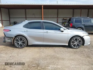 2020 Toyota Camry SE with VIN 4T1M11AK2LU869485, listed as a IAAI auction lot 41593137 with 90,501 mi miles. Bid and sale history available at carsss.com. Image 12.