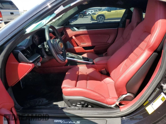 2022 Porsche 911 Turbo S z VIN WP0AD2A91NS255804, wystawiony jako Copart lot #56250395 z przebiegiem 5 193 mil mil oraz Szkoda całkowita • Salvage title. Historia ofert i sprzedaży dostępna na DreamBid. Obrazek 7.