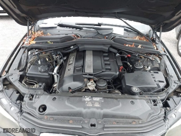 2004 BMW 5 Series 525i with VIN WBANA53544B175527, listed as a IAAI auction lot 41858627 with 149,533 mi miles. Bid and sale history available at carsss.com. Image 10.