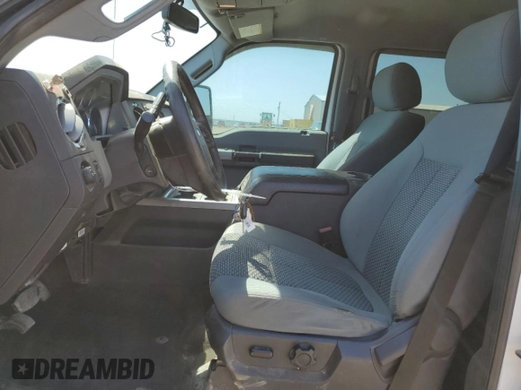 2015 Ford F-350 Platinum with VIN 1FT7W3B65FEB44882, listed as a Copart auction lot 52572825 with 307,996 mi miles and Clean Title. Bid and sale history available at DreamBid. Image 7.