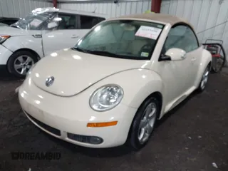 2007 Volkswagen Beetle with VIN 3VWSF31Y07M407379, listed as a IAAI auction lot 42155490 with 118,898 mi miles and . Bid and sale history available at DreamBid. Image 2.