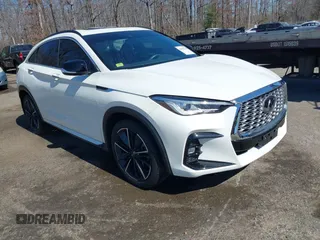 2022 Infiniti QX55 Luxe z VIN 3PCAJ5J36NF101138, wystawiony jako IAAI lot #41695334 z przebiegiem 54 863 mil mil oraz . Historia ofert i sprzedaży dostępna na DreamBid. Obrazek 1.