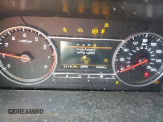 2021 Kia Sorento LX z VIN 5XYRGDLC4MG018310, wystawiony jako Copart lot #56917725 z przebiegiem 42 665 mil mil oraz Szkoda całkowita • Salvage title. Historia ofert i sprzedaży dostępna na DreamBid. Obrazek 9.