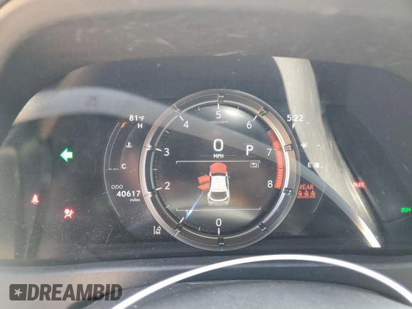 2019 Lexus UX 200 with VIN JTHY3JBH0K2019012, listed as a Copart auction lot 52217285 with 40,617 mi miles and Salvage title. Bid and sale history available at DreamBid. Image 9.