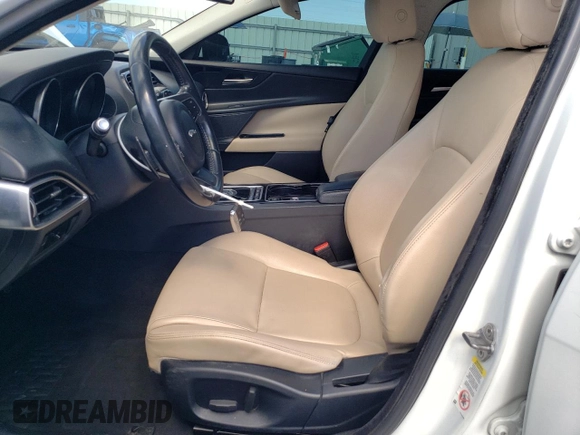 2017 Jaguar XE 25t z VIN SAJAR4BG1HA964691, wystawiony jako Copart lot #57151495 z przebiegiem 94 277 mil mil oraz Szkoda całkowita • Salvage title. Historia ofert i sprzedaży dostępna na DreamBid. Obrazek 7.