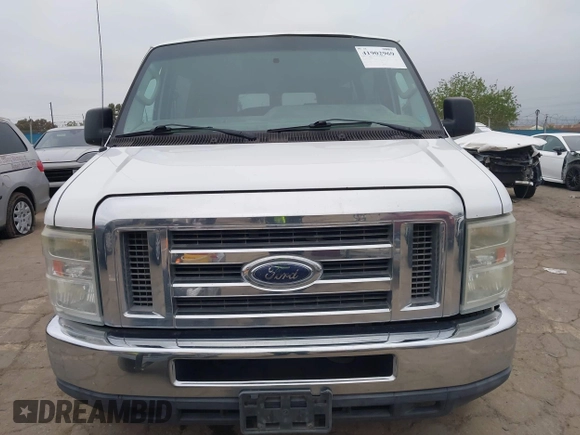 2011 Ford Econoline Passenger XL with VIN 1FBSS3BL9BDB06569, listed as a IAAI auction lot 41902969 with 277,926 mi miles and . Bid and sale history available at DreamBid. Image 12.