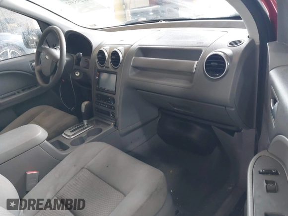 2005 Ford Freestyle SE с VIN 1FMZK04135GA52043, выставлен на аукционе IAAI как лот 42295592 с пробегом 177 686 миль миль и . История ставок и продаж доступна на DreamBid. Изображение 5.