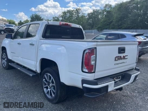 2022 GMC Canyon 2WD Denali with VIN 1GTG5EEN5N1119522, listed as a Copart auction lot 74137424 with 30,820 mi miles and Salvage Title. Bid and sale history available at carsss.com. Image 3.