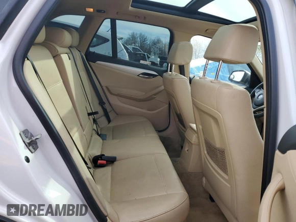 2015 BMW X1 xDrive28i with VIN WBAVL1C58FVY28445, listed as a Copart auction lot 49148015 with 144,319 mi miles and Clean Title. Bid and sale history available at carsss.com. Image 11.