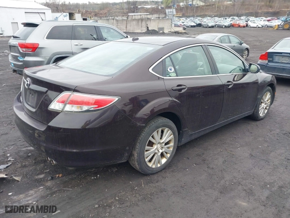2010 Mazda Mazda6 i Touring Plus with VIN 1YVHZ8CH1A5M45421, listed as a IAAI auction lot 41983679 with 209,975 mi miles. Bid and sale history available at carsss.com. Image 4.