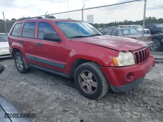 2006 Jeep Grand Cherokee Laredo with VIN 1J4GS48K06C301052, listed as a IAAI auction lot 41602467 with 205,881 mi miles. Bid and sale history available at carsss.com. Image 1.