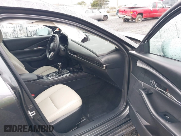 2023 Mazda CX-30 S Carbon Edition с VIN 3MVDMBCM0PM520804, выставлен на аукционе IAAI как лот 41487833 с пробегом 11 542 миль миль и . История ставок и продаж доступна на DreamBid. Изображение 5.