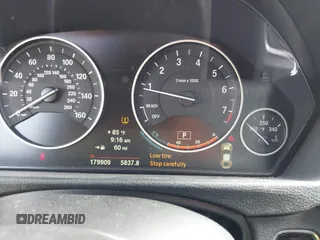 2014 BMW 3 Series 328i с VIN WBA3A5C5XEJ463194, выставлен на аукционе IAAI как лот 42528513 с пробегом 179 909 миль миль и . История ставок и продаж доступна на DreamBid. Изображение 7.