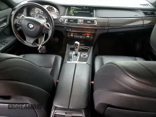 2013 BMW 7 Series 740i with VIN WBAYA6C55DC995290, listed as a Copart auction lot 82022284 with 128,882 mi miles and Salvage Title. Bid and sale history available at carsss.com. Image 8.