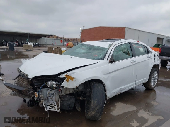 2012 Chrysler 200 Limited with VIN 1C3CCBCB8CN106740, listed as a IAAI auction lot 41274102 with 63,606 mi miles. Bid and sale history available at carsss.com. Image 2.