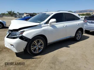 2013 Lexus RX 450h z VIN JTJBC1BA7D2437948, wystawiony jako Copart lot #59039505 z przebiegiem 109 922 mil mil oraz Szkoda całkowita • Salvage title. Historia ofert i sprzedaży dostępna na DreamBid. Obrazek 1.