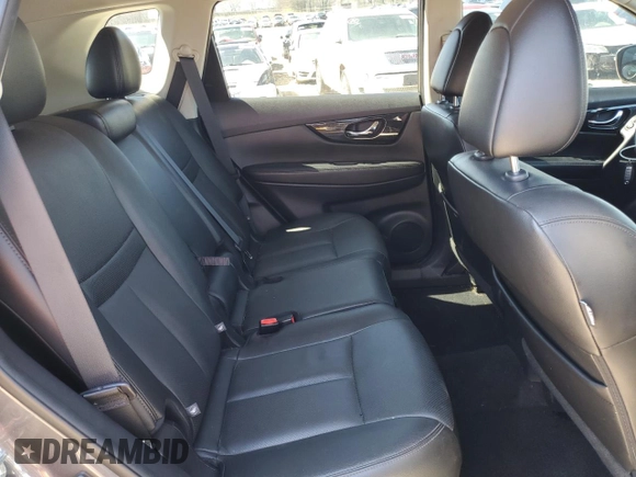 2017 Nissan Rogue SL с VIN 5N1AT2MT7HC866196, выставлен на аукционе Copart как лот 49302405 с пробегом 83 521 миль миль и Списание • Salvage title. История ставок и продаж доступна на DreamBid. Изображение 11.