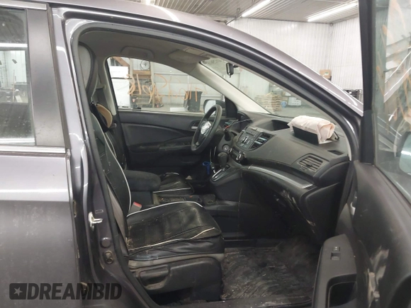 2016 Honda CR-V LX with VIN 5J6RM4H36GL104593, listed as a IAAI auction lot 41625618 with 135,780 mi miles. Bid and sale history available at carsss.com. Image 5.