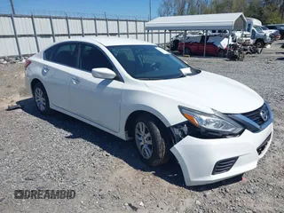 2018 Nissan Altima SV with VIN 1N4AL3APXJC480398, listed as a IAAI auction lot 41854845 with 113,019 mi miles and . Bid and sale history available at carsss.com. Image 1.